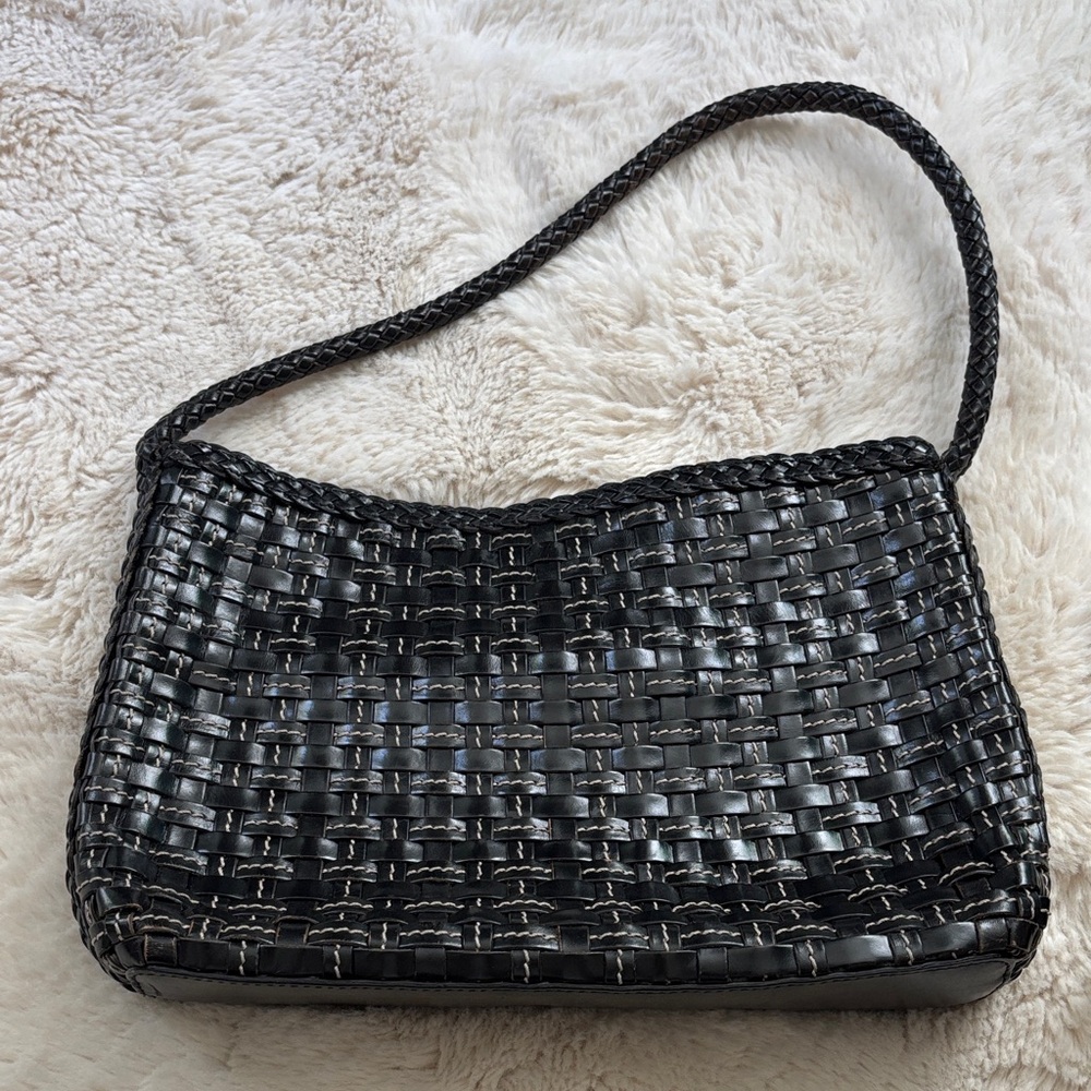 Elliott Lucca black leather handbag